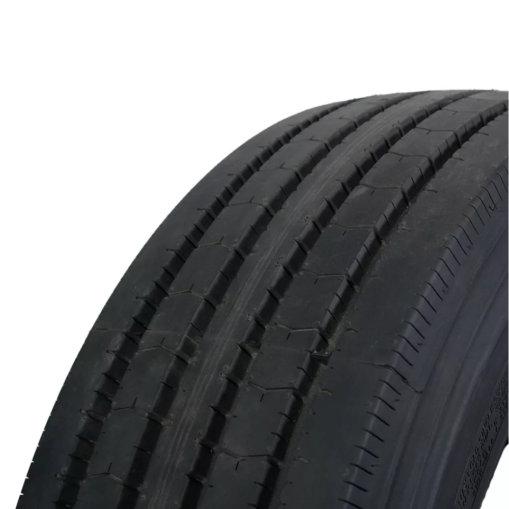 Грузовая шина 285/70 R19,5 Long March LM-216 18PR в Артемовском