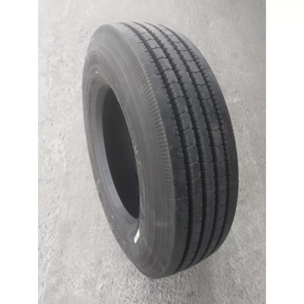 Грузовая шина 215/75 R17,5 Long March LM-216 16PR в Артемовском